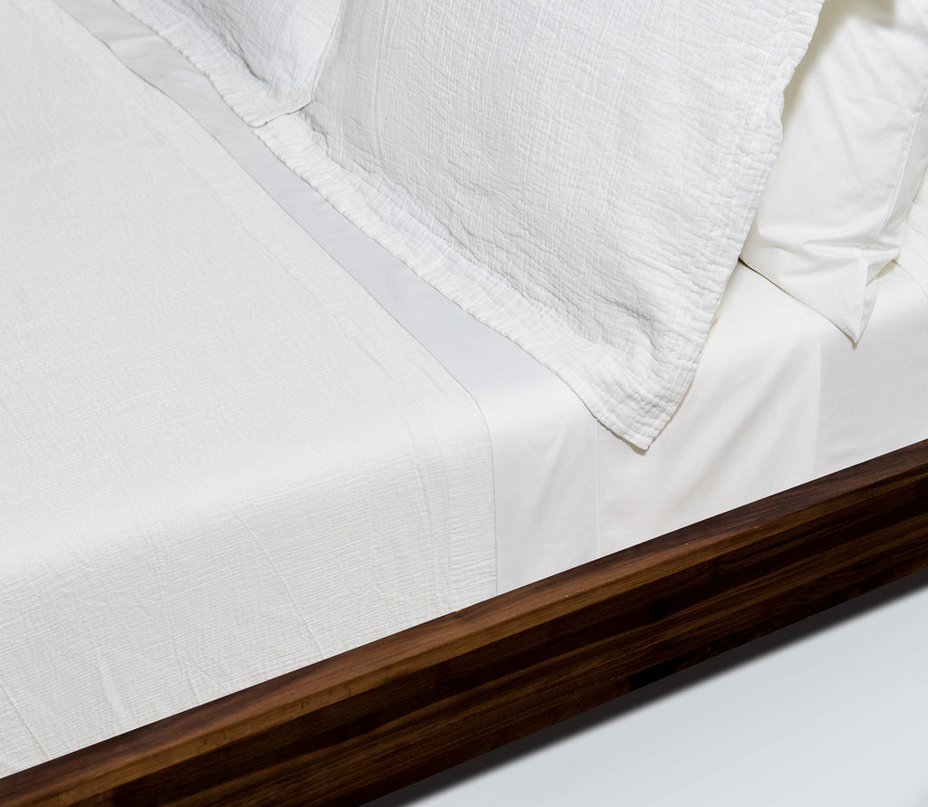 white cotton bedding set